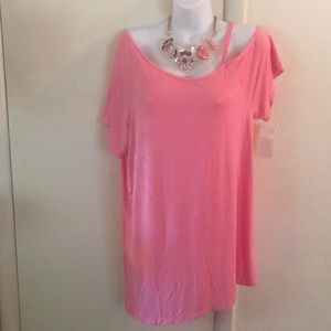 🎉PRICE DROP 🎉 New One Side Cold Shoulder Top🛍